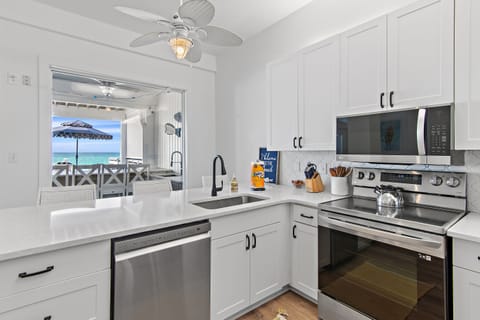 First Floor Kitchen also allows for Gulf view food prep!