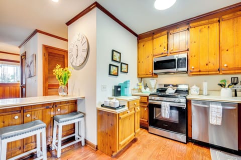 Kitchen | Cooking Basics | Keurig Coffee Maker