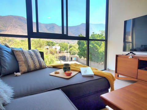 Peacfull spot with beautiful view of mountains