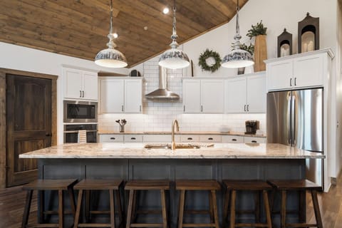 Full Kitchen with Extra Bar Seating