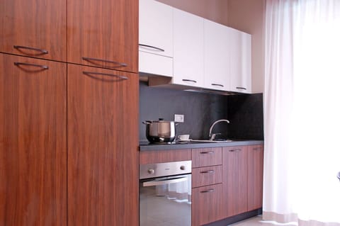 Autumn, Kitchen, Spring, Summer