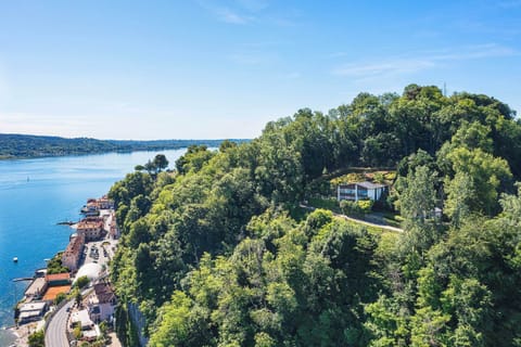 Villa La Rocca - Arona, Lake Maggiore - NORTHITALY VILLAS Vacation rental