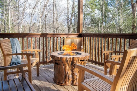 A Perfect Stay's crackling firepit