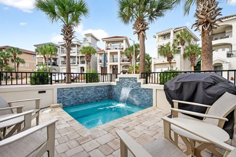 Storybook - Destiny by the Sea - Patio & Pool