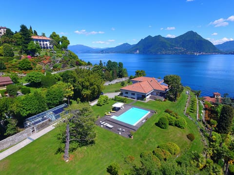 Villa Flora - Pallanza, Lake Maggiore - NORTHITALY VILLAS Vacation rentals
