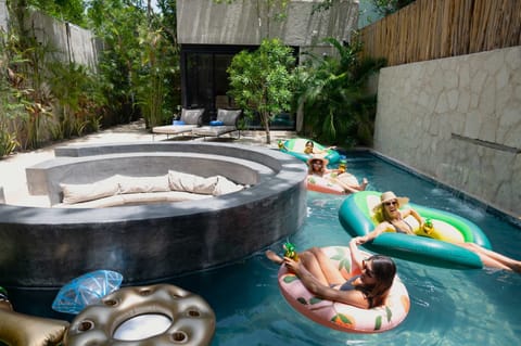 Villa 88 is the perfect place for friends reunions!
Contact us for bespoke bachelorette and birthday packages.