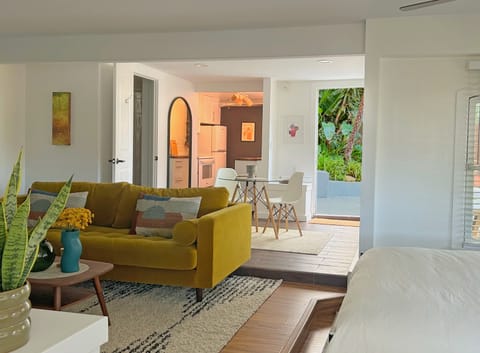 Indoor-outdoor vibes