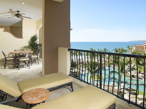 Spacious terrace overlooking ocean