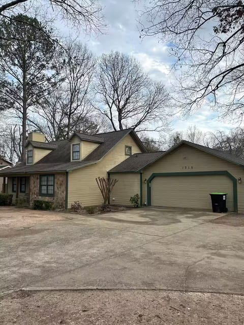 Spacious 2 cars garage, ample parking outside the garage. 