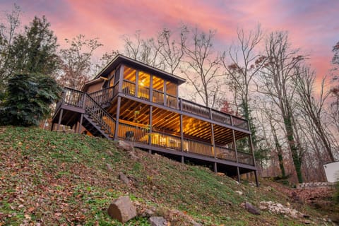 Welcome to Rusty's Riverview Retreat