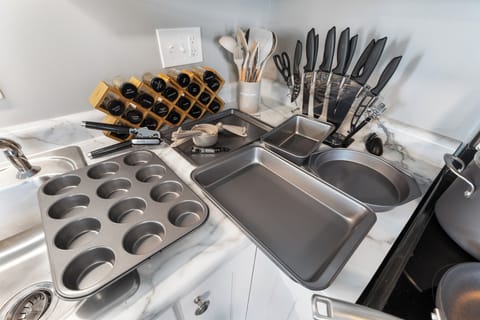 some of the bakeware