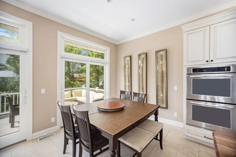 Abundant indoor seating for the entire family.