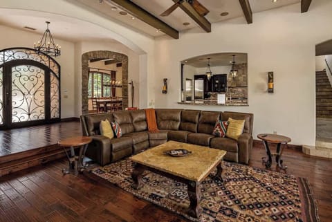Stylish yet cozy living area. Perfect for entertaining.