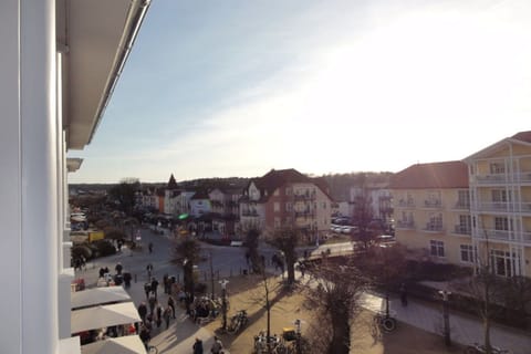 Immediate Surroundings [summer] (<1 km)