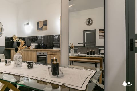 Salon avec coin repas (7)