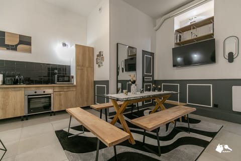 Salon avec coin repas (8)