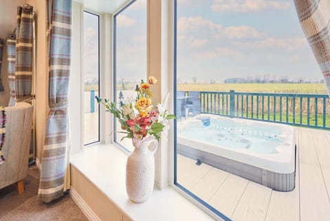 Portland 1, Low Gate - Host & Stay