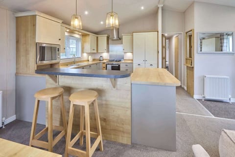 Portland 3, Low Gate - Host & Stay