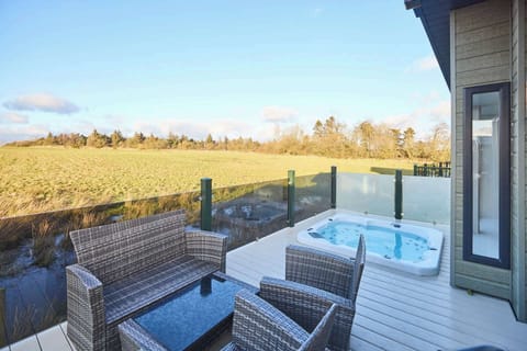 Portland 3, Low Gate - Host & Stay