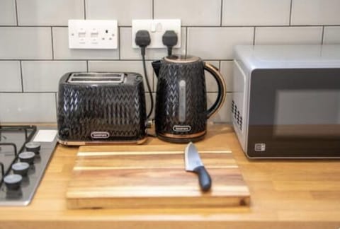 Well appointed kitchen for the perfect dining experience.