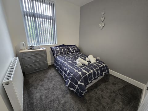 Room 4 Double Bedroom