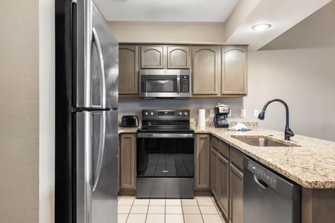 One Bedroom Unit Full Kitchen