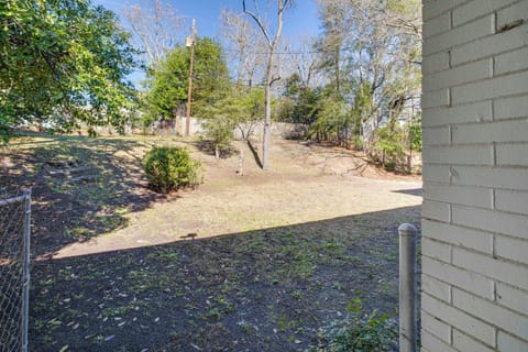Private Yard | Covered Patio
