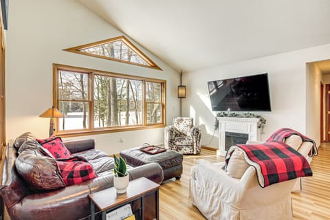 Rhinelander Vacation Rental | 3BR | 3BA | Stairs Required | 2,600 Sq Ft
