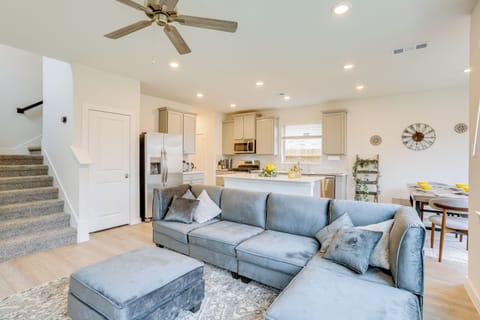 Living Room | 1st Floor | Free WiFi