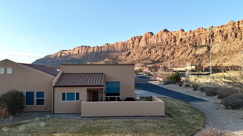 Welcome to Desert Sky Escape!