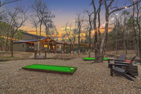 Bring out your playful side at our GLOW mini golf area! Perfect for family fun, friendly matches, & lasting memories in the fresh air. Let the games begin!