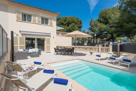 Holiday Home Exterior [summer]