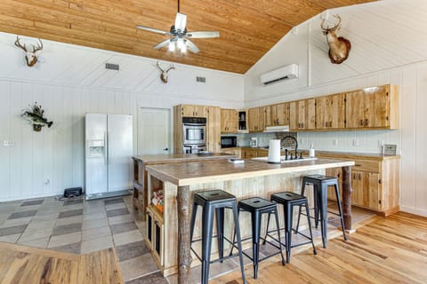 Kitchen | Main Level | Drip Coffee Maker | Cooking Basics | Dishwasher