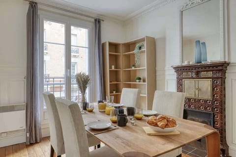 Living Room - Dining Area