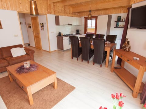 Wood, Flooring, Floor, Furniture, Wood Stain, Home, Hardwood, Wood Flooring, Door, Room