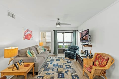 The living room is fabulous for movie night with the family.