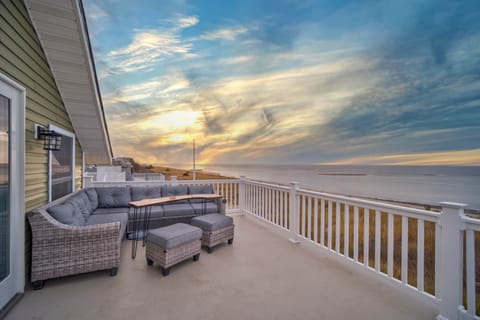 Private Deck