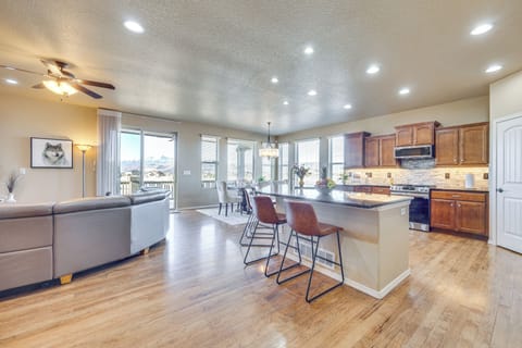 Kitchen | Cooking Basics | Dishwasher | Main Level