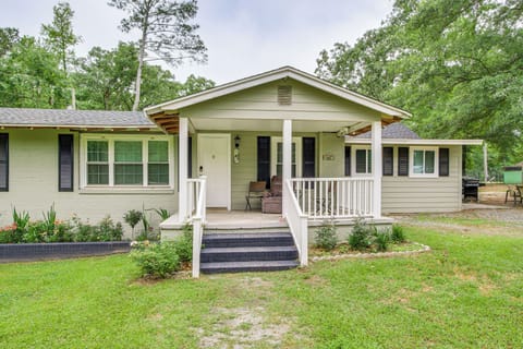 Covered Porch | Seating