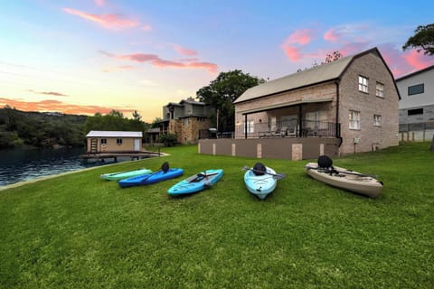 Welcome to Sunset Point on LBJ!