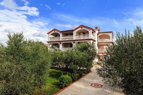 Autumn, Garden, Spring, Summer