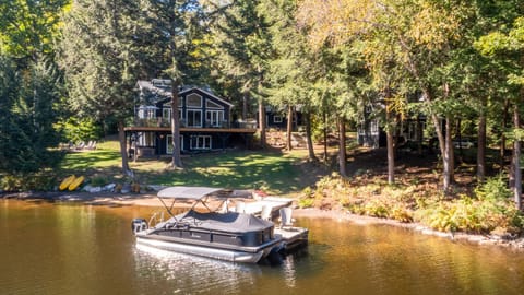 Discover the newly renovated haven of Sunrise Shores on Lake Muskoka, where each moment blooms with the tranquility of nature's touch, beckoning you to forge unforgettable Muskoka memories.