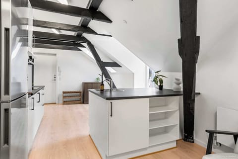 Fully equipped kitchen with all amenities you need to show off your cooking skills.