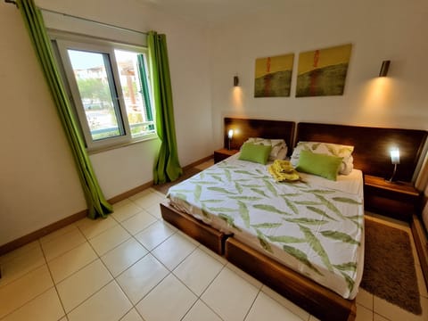 Bedroom with double bed
