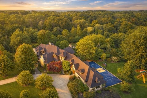 Baronwood Oasis: a 10,500 sq ft private estate on six wooded acres near Whistling Straits, Kohler and Lake Michigan.
