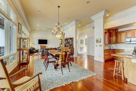 Welcome to Lions View!
This beautiful house if full of natural light and the best view in St. Augustine.