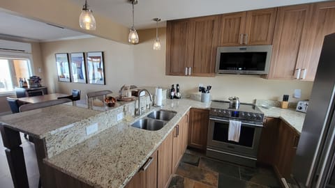 Lots of space to entertain your friends and family