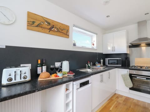 Kitchen | Lena&rsquo;s Corner, Dunoon