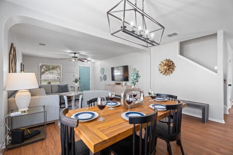 Open Concept Dining Table for 6