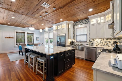 Amazing counter and kitchen island.